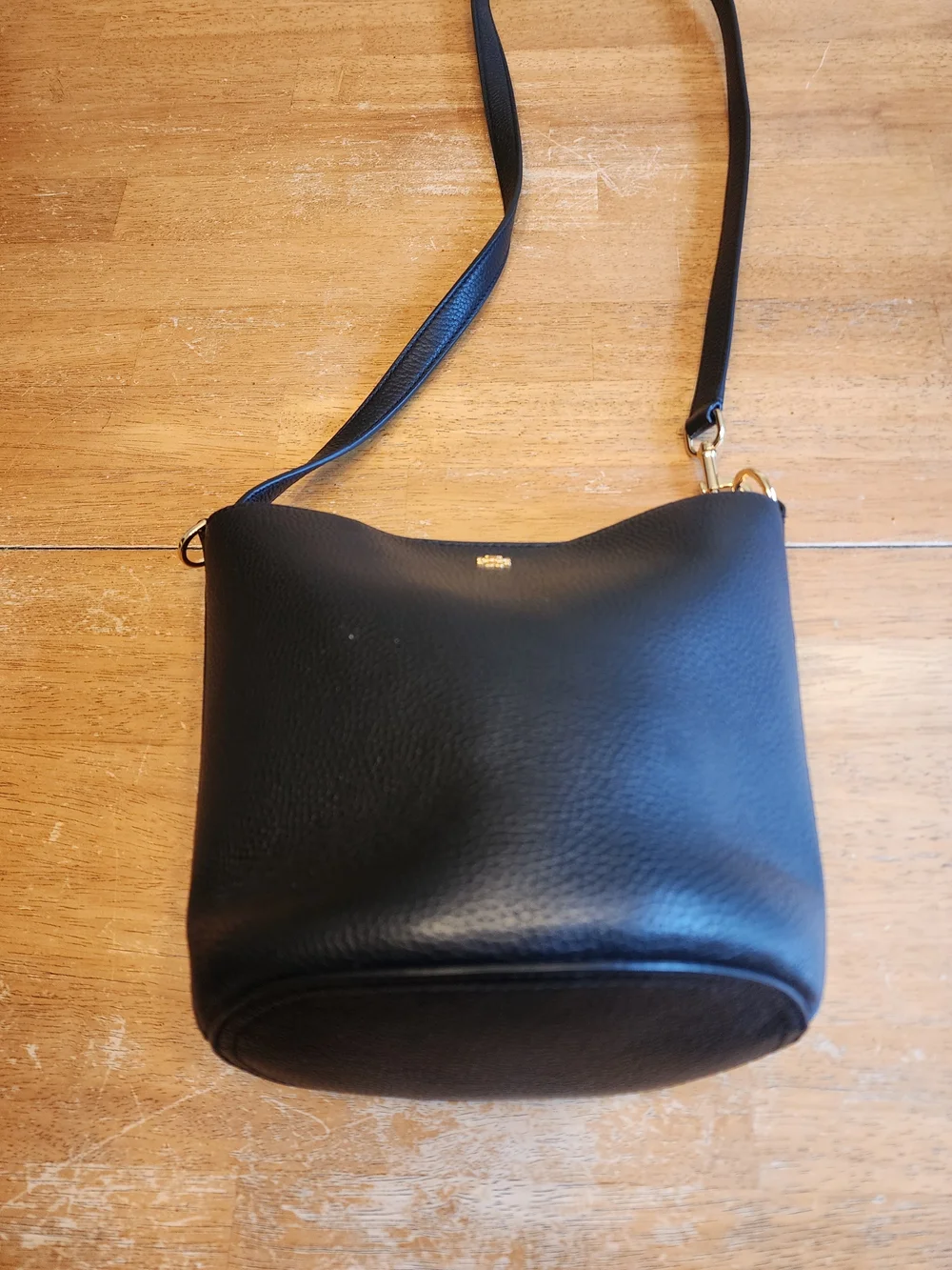 Tory Burch Black Pebbled Leather Bucket Shoulder Bag with Gold Logo